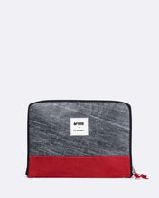 Load image into Gallery viewer, 727 MacBook laptop case 13"- 13,3'' Team Maxime Sorel